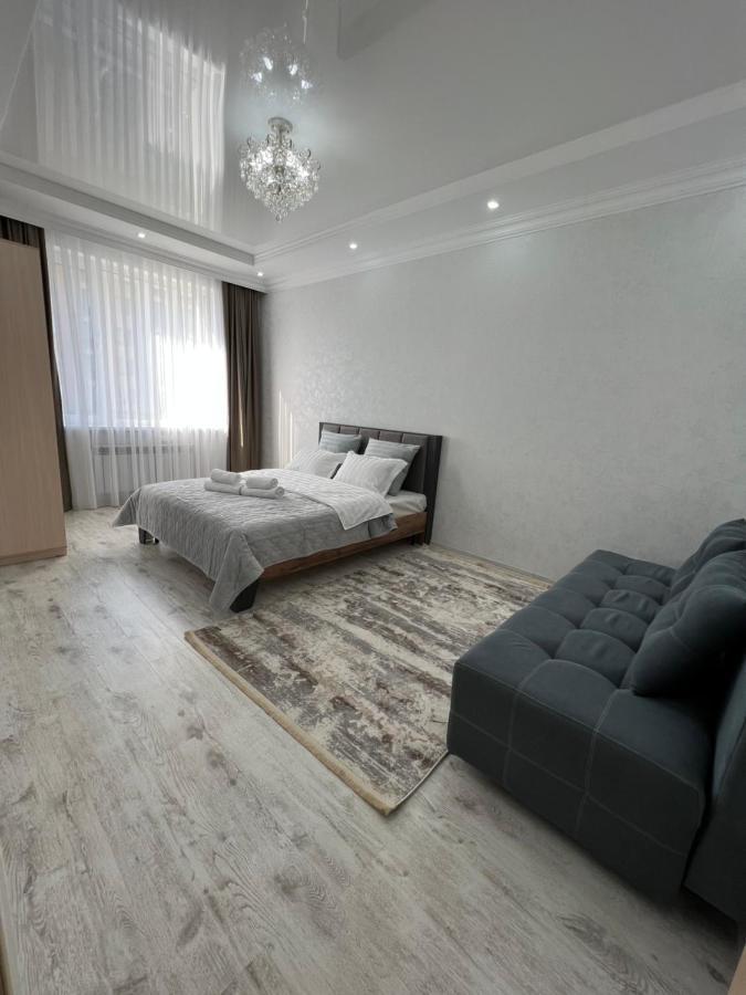 Apartamento Уютная Квартира На Expo-Smart Замок Astaná Exterior foto