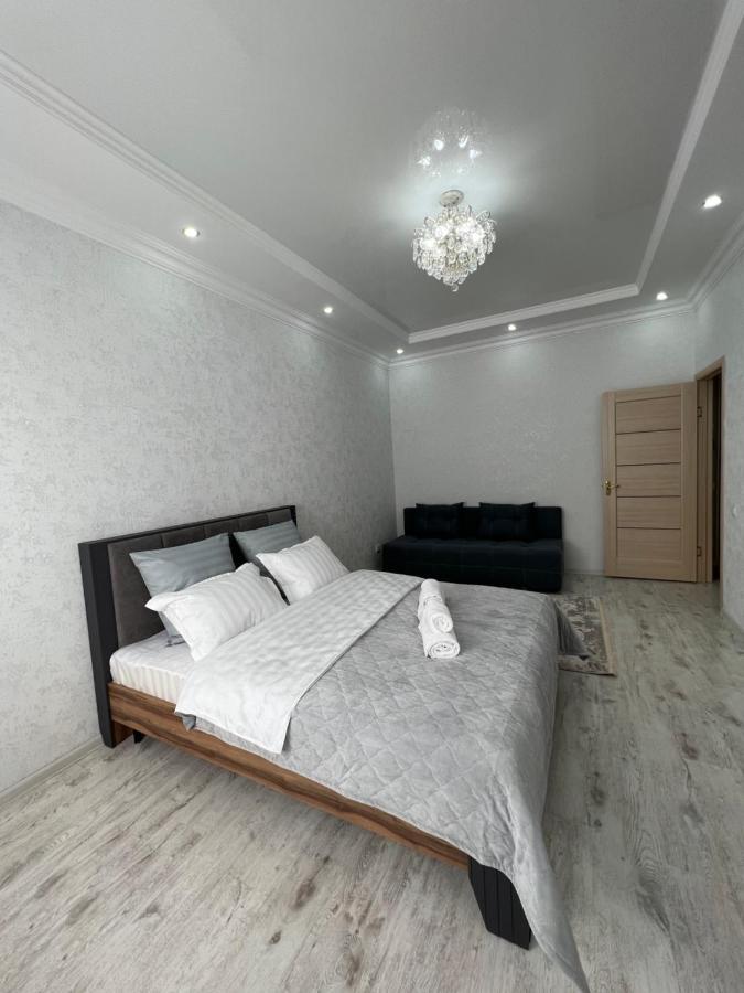 Apartamento Уютная Квартира На Expo-Smart Замок Astaná Exterior foto